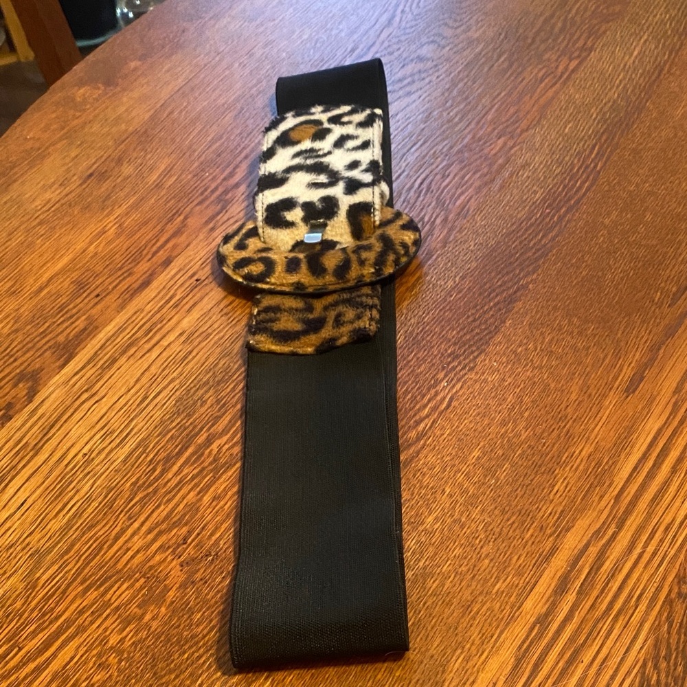Leopard Print Belt with Black Strap- medium